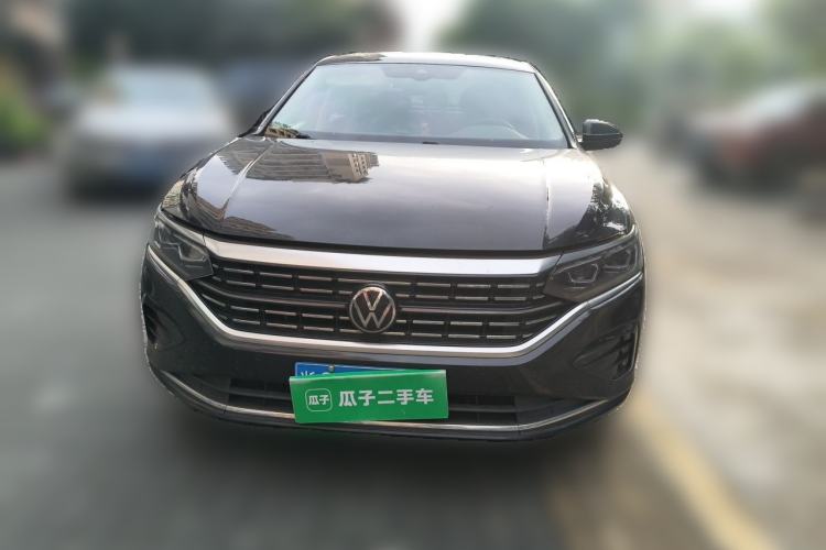 Used Volkswagen Passat 2022 330TSI Luxury Edition Front