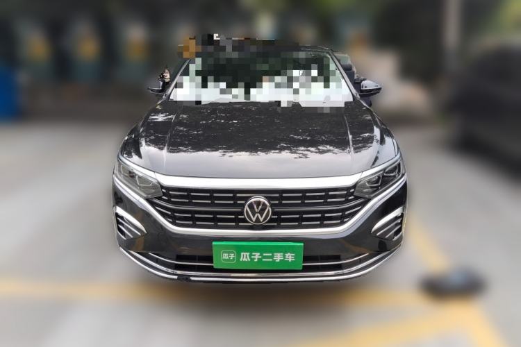 Used Volkswagen Passat 2022 330TSI Luxury Edition Front