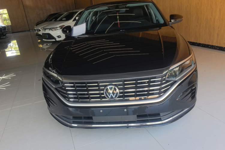 Used Volkswagen Passat 2022 330TSI Elite Edition Front