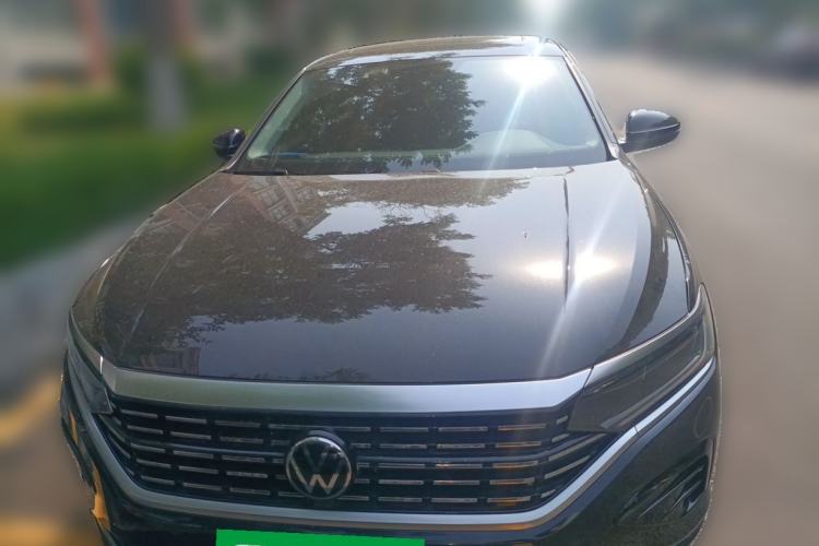 Used Volkswagen Passat 2022 330TSI Elite Edition Front