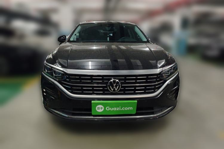 Used Volkswagen Passat 2022 330TSI Luxury Edition Front