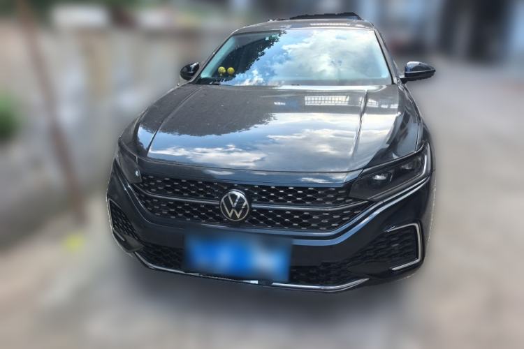 Used Volkswagen Passat 2022 330TSI Elite Edition Front