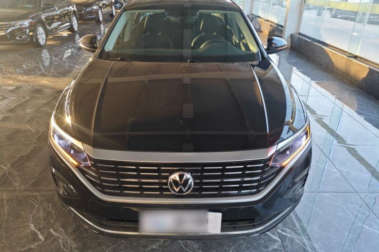 Used Volkswagen Passat 2022 330TSI Elite Edition Front