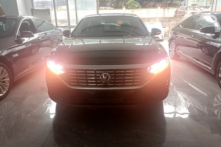 Used Volkswagen Passat 2022 280TSI Business Edition Front