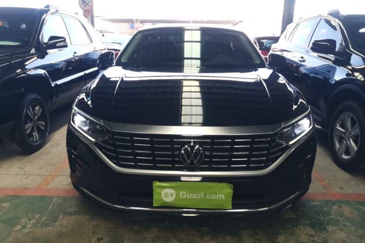 Used Volkswagen Passat 2022 330TSI Elite Edition Front