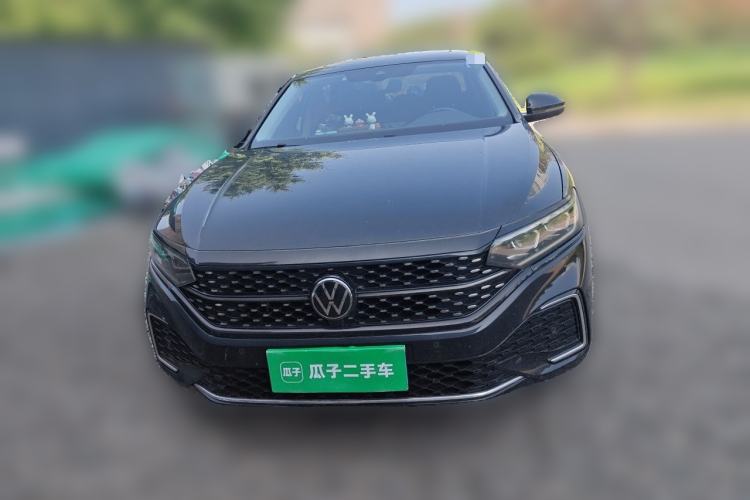 Used Volkswagen Passat 2022 330TSI Starry Luxury Edition Front