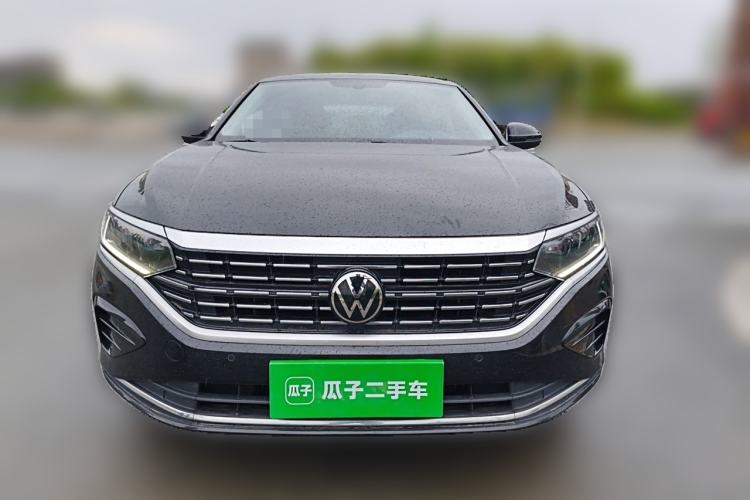 Used Volkswagen Passat 2022 330TSI Elite Edition Front
