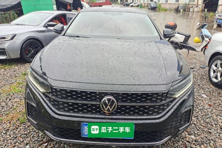 Used Volkswagen Passat 2022 330TSI Starry Elite Edition Front