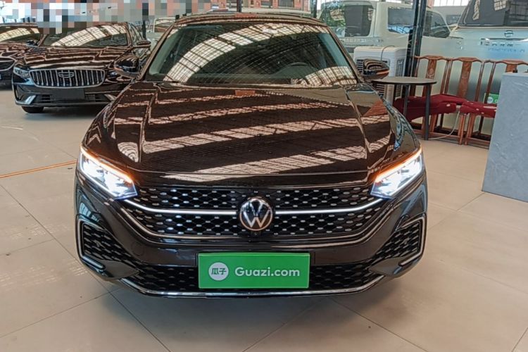 Used Volkswagen Passat 2022 330TSI Starry Luxury Edition Front