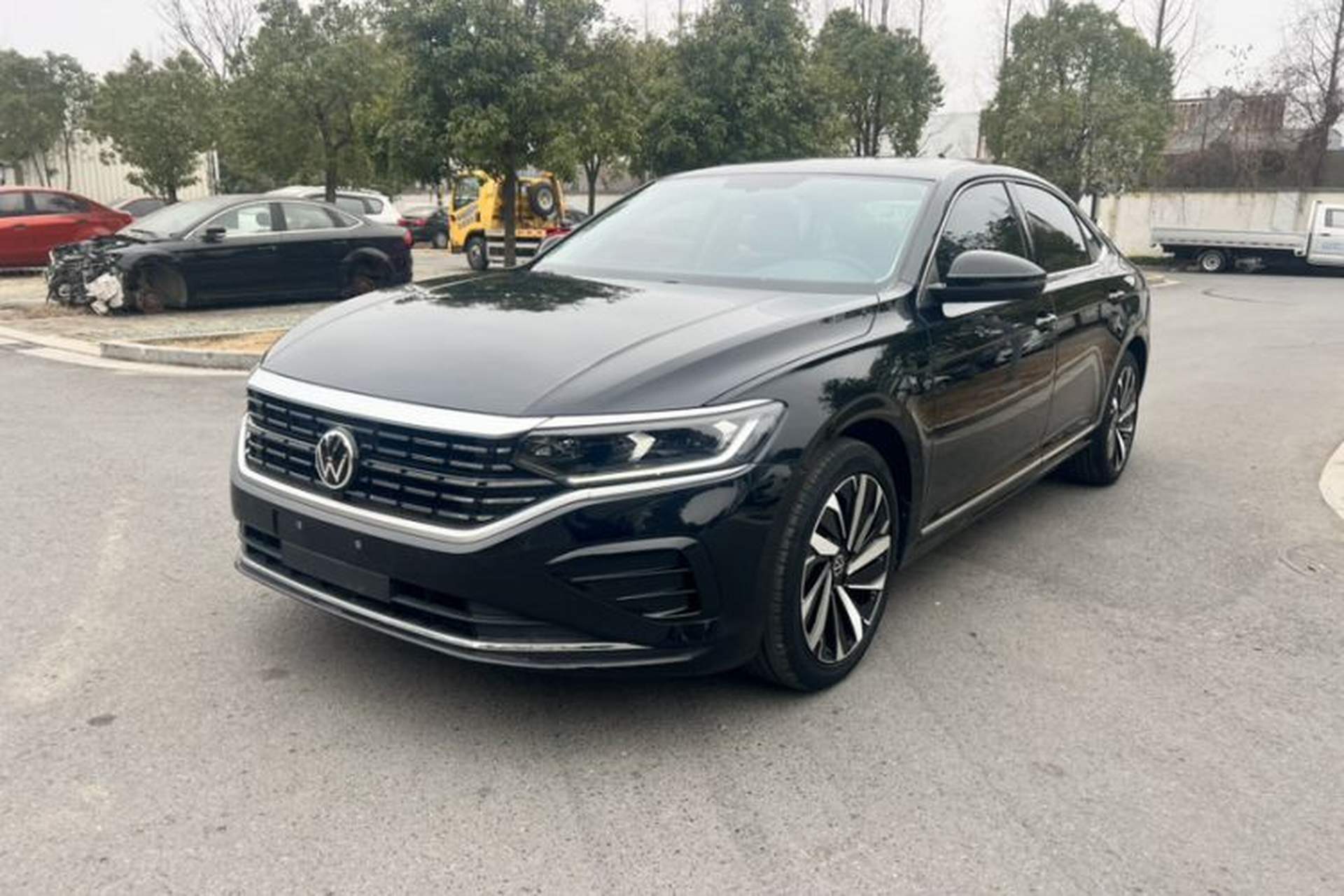 Used Volkswagen Passat 2022 330TSI Elite Edition Front Left 45 Deg