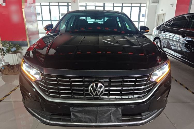 Used Volkswagen Passat 2022 330TSI Elite Edition Custom Version Front