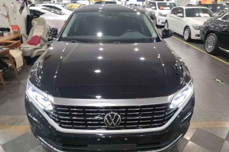 Used Volkswagen Passat 2022 330TSI Elite Edition Front