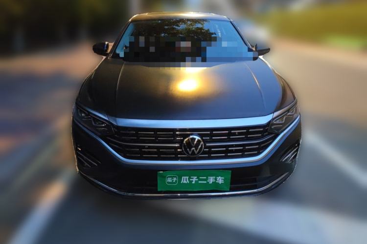 Used Volkswagen Passat 2022 330TSI Luxury Edition Front