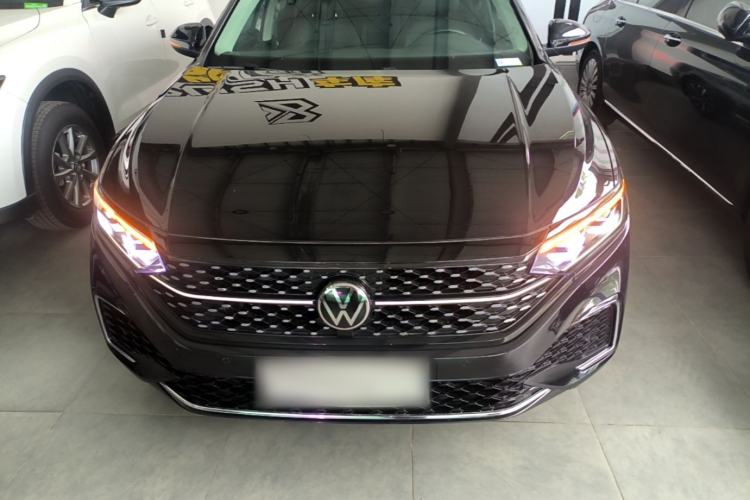 Used Volkswagen Passat 2022 330TSI Starry Luxury Edition Front