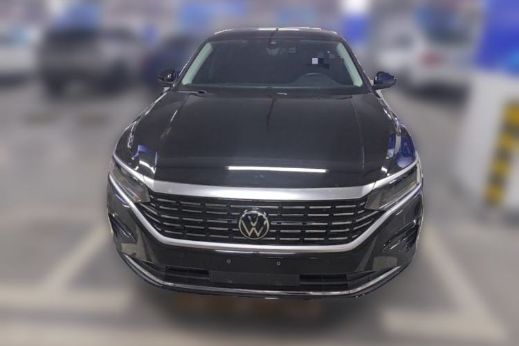 Used Volkswagen Passat 2022 330TSI Luxury Edition Front