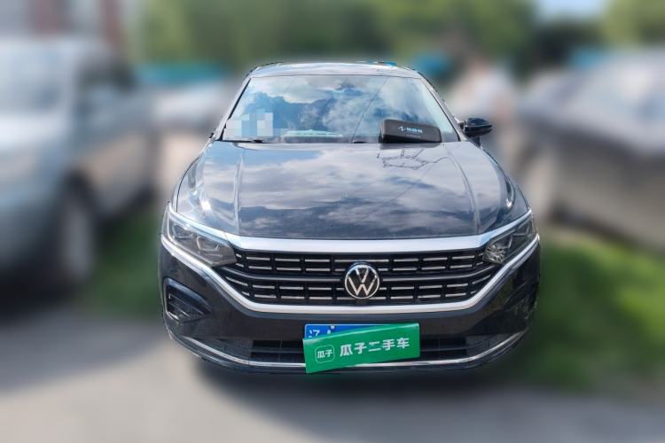 Used Volkswagen Passat 2022 330TSI Luxury Edition Front