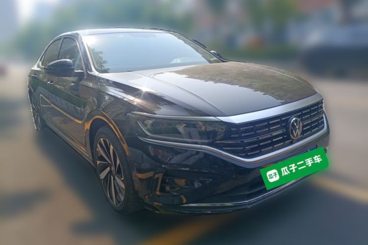 Used Volkswagen Passat 2022 330TSI Elite Edition Front Right 45 Deg