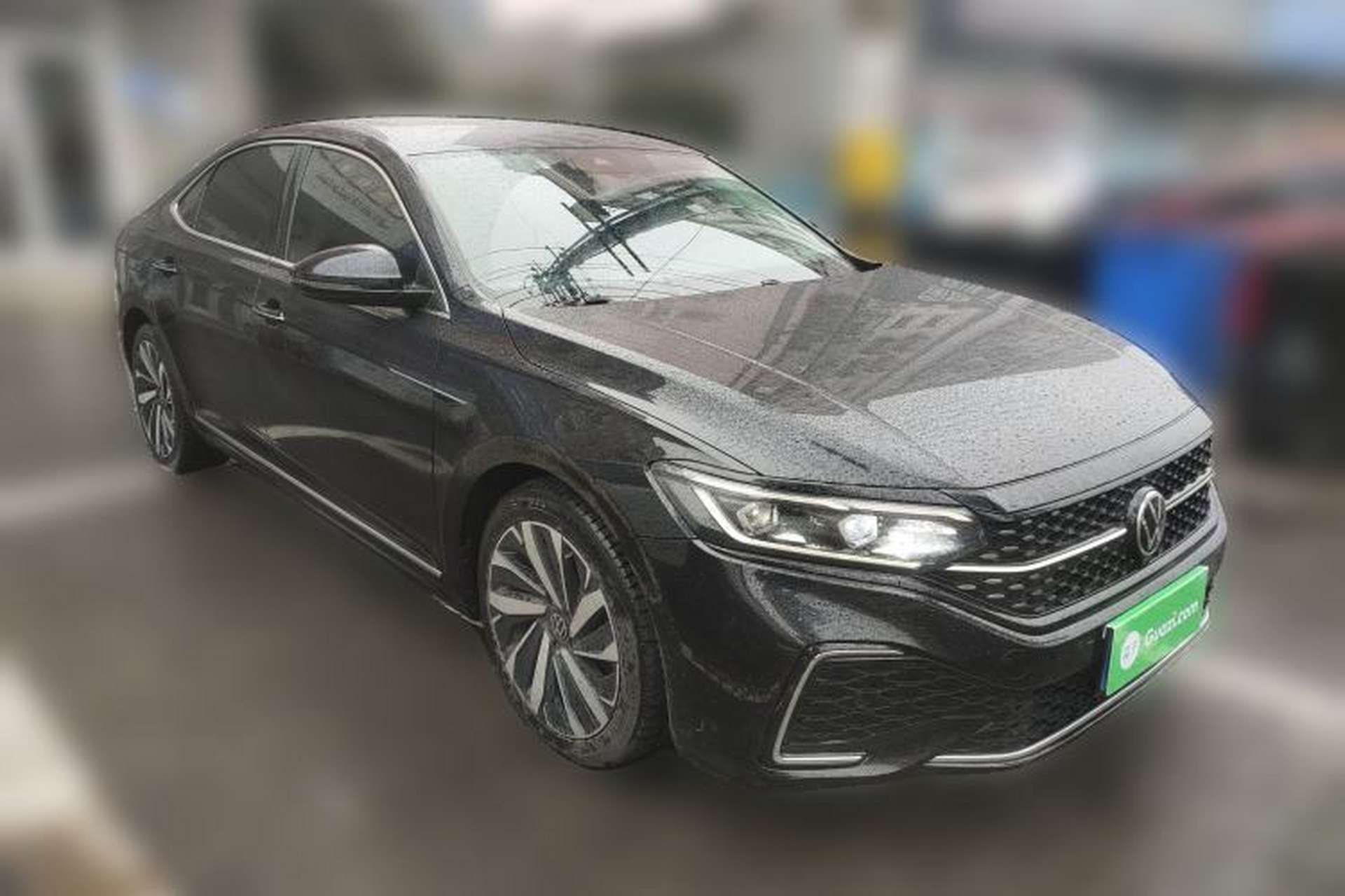 Used Volkswagen Passat 2022 330TSI Starry Luxury Edition Front Right 45 Deg