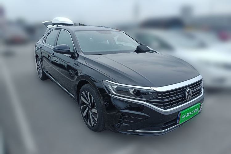 Used Volkswagen Passat 2022 330TSI Elite Edition Front Right 45 Deg