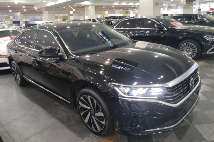 Used Volkswagen Passat 2022 330TSI Elite Edition Front Right 45 Deg