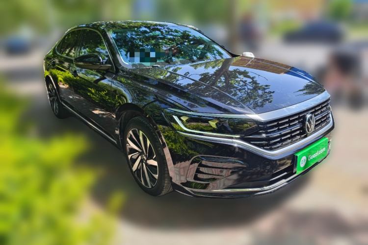 Used Volkswagen Passat 2022 330TSI Elite Edition Front Right 45 Deg