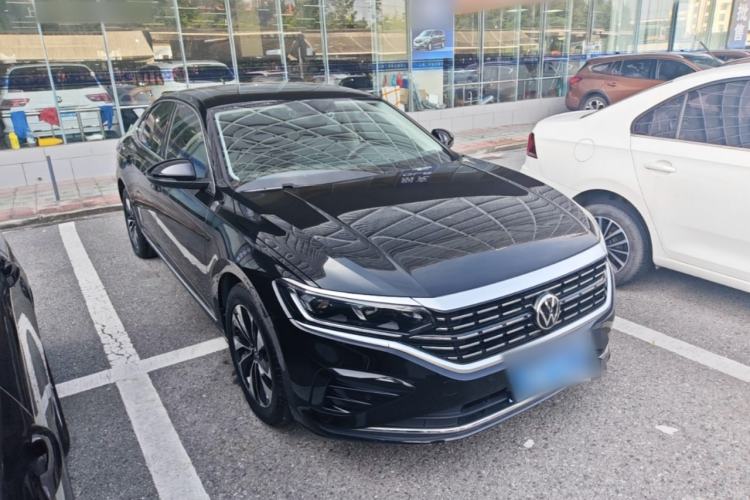 Used Volkswagen Passat 2022 280TSI Elite Edition Front Right 45 Deg