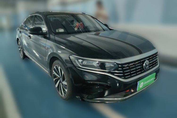 Used Volkswagen Passat 2022 330TSI Elite Edition Front Right 45 Deg