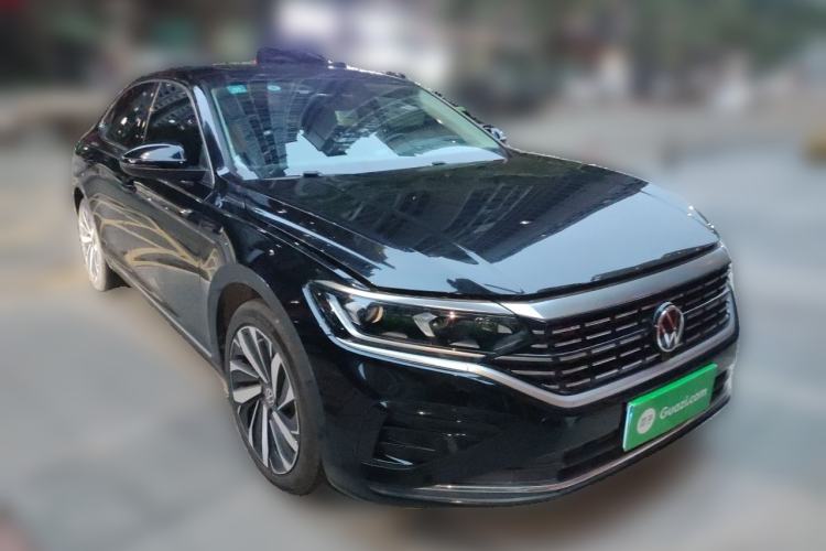 Used Volkswagen Passat 2022 330TSI Elite Edition Front Right 45 Deg