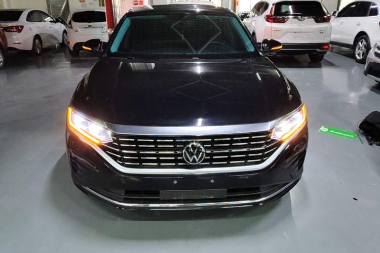 Used Volkswagen Passat 2022 330TSI Elite Edition Front