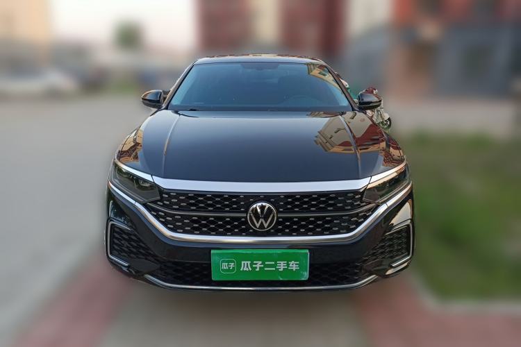 Used Volkswagen Passat 2022 330TSI Starry Elite Edition Front