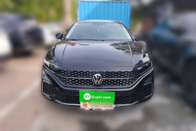 Used Volkswagen Passat 2022 330TSI Elite Edition Front