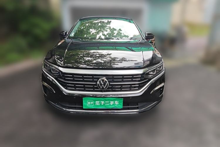 Used Volkswagen Passat 2022 380TSI Flagship Edition Front