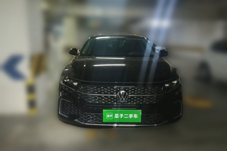 Used Volkswagen Passat 2022 330TSI Starry Elite Edition Front