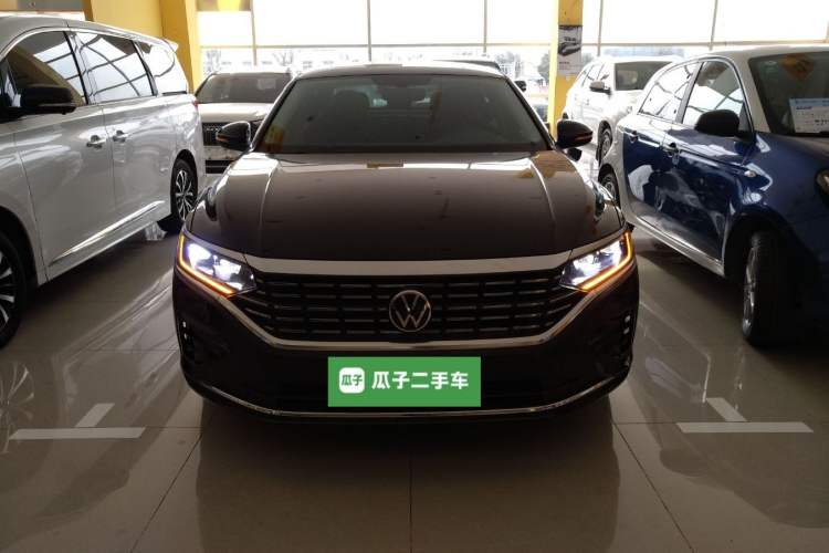 Used Volkswagen Passat 2022 330TSI Elite Edition Custom Version Front