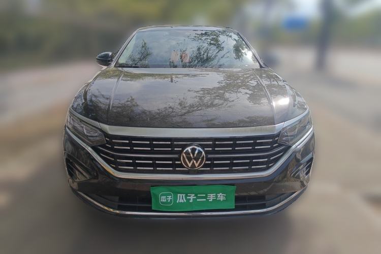 Used Volkswagen Passat 2022 330TSI Luxury Edition Front