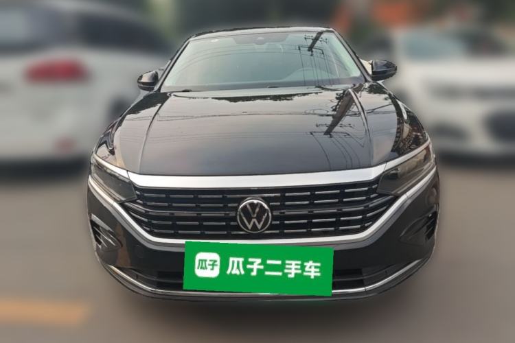 Used Volkswagen Passat 2022 330TSI Luxury Edition Front