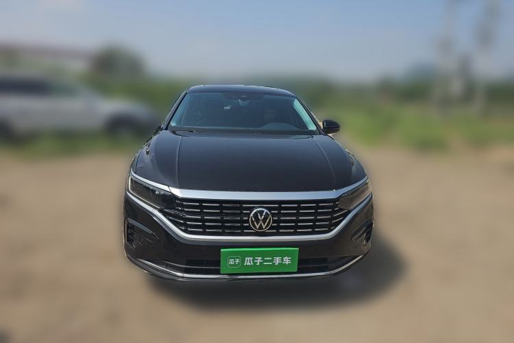 Used Volkswagen Passat 2022 330TSI Luxury Edition Front