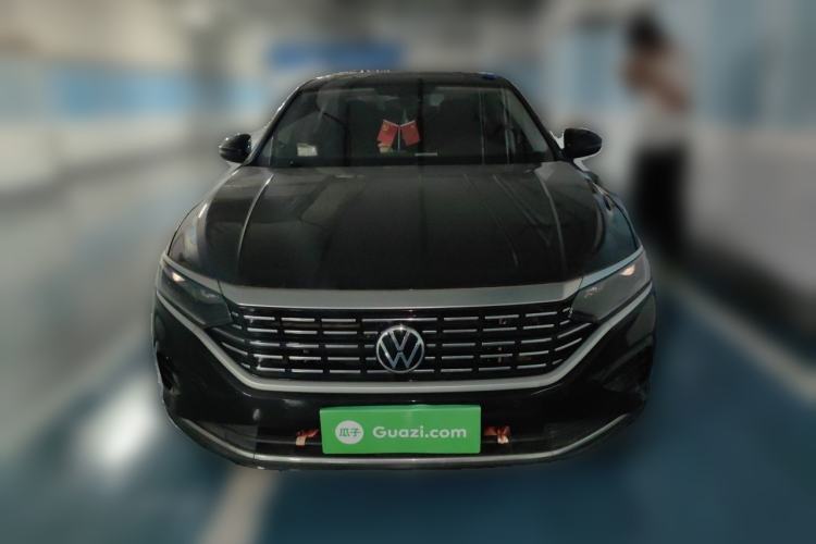 Used Volkswagen Passat 2022 330TSI Elite Edition Front