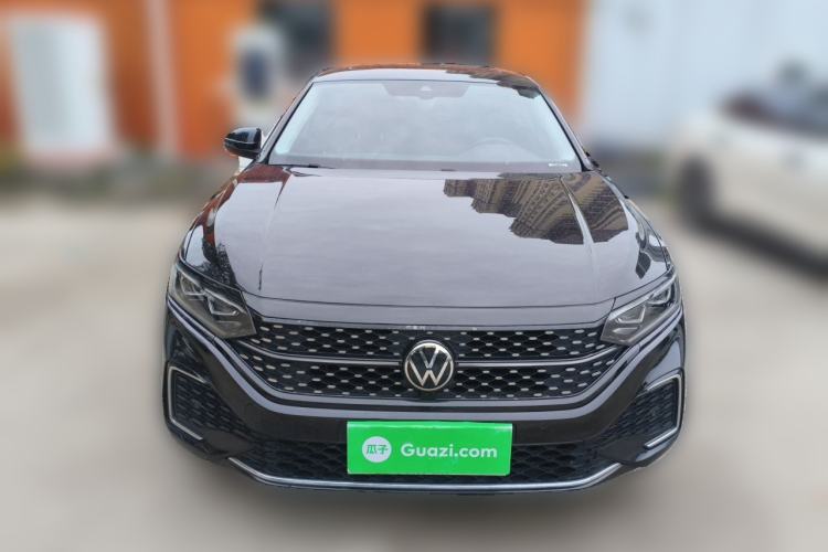 Used Volkswagen Passat 2022 330TSI Starry Luxury Edition Front