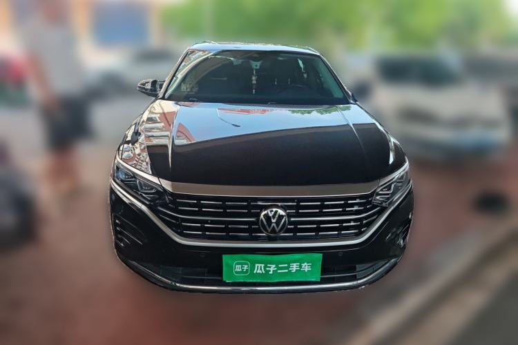 Used Volkswagen Passat 2022 330TSI Luxury Edition Front