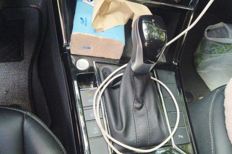 Used Volkswagen Passat 2022 330TSI Starry Elite Edition Gear Lever