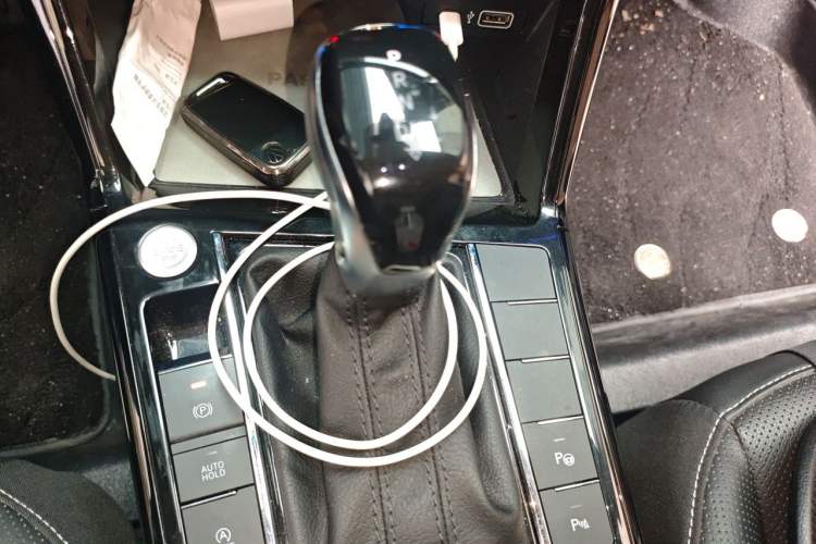 Used Volkswagen Passat 2022 330TSI Starry Luxury Edition Gear Lever