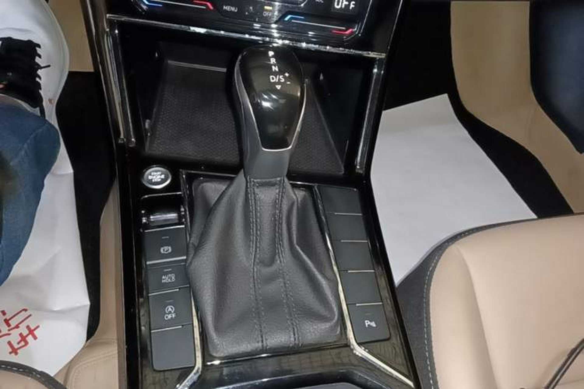 Used Volkswagen Passat 2022 330TSI Elite Edition Gear Lever