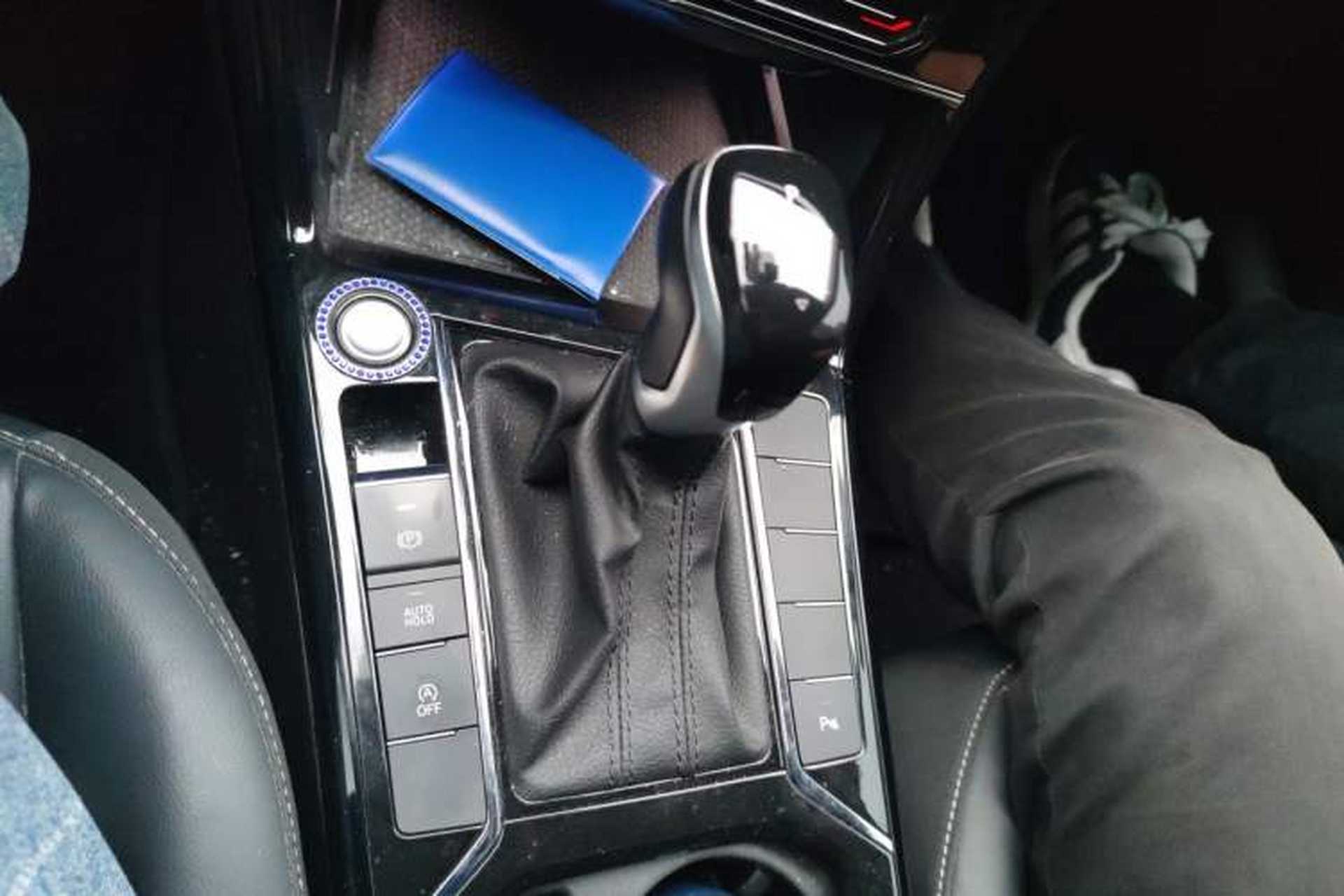 Used Volkswagen Passat 2022 330TSI Starry Elite Edition Gear Lever