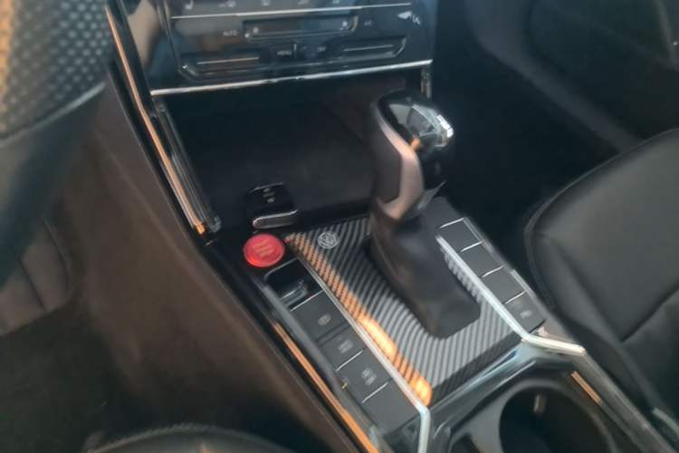 Used Volkswagen Passat 2022 330TSI Elite Edition Gear Lever
