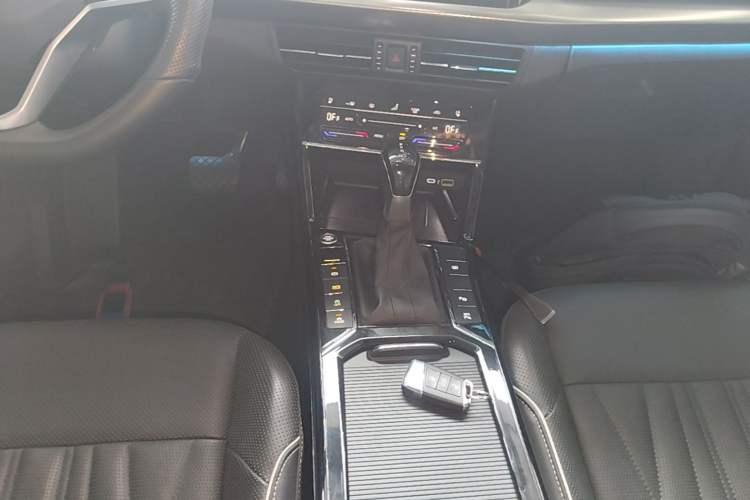 Used Volkswagen Passat 2022 380TSI Flagship Edition Gear Lever