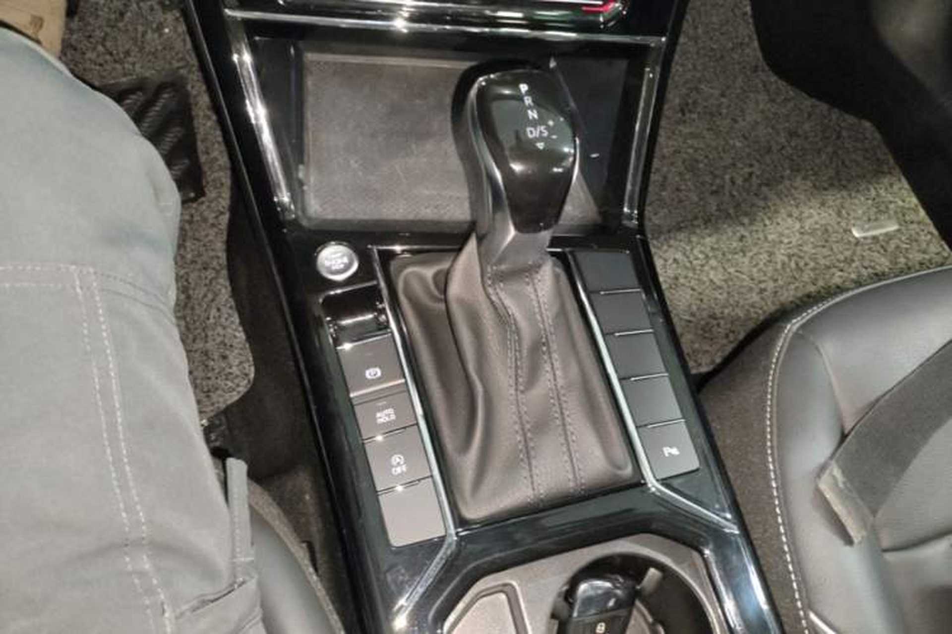 Used Volkswagen Passat 2022 330TSI Elite Edition Gear Lever