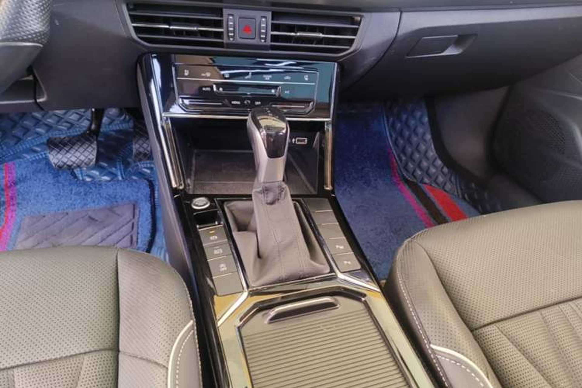 Used Volkswagen Passat 2022 330TSI Luxury Edition Gear Lever