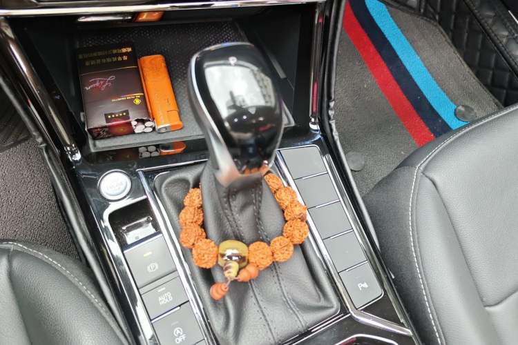Used Volkswagen Passat 2022 330TSI Starry Elite Edition Gear Lever