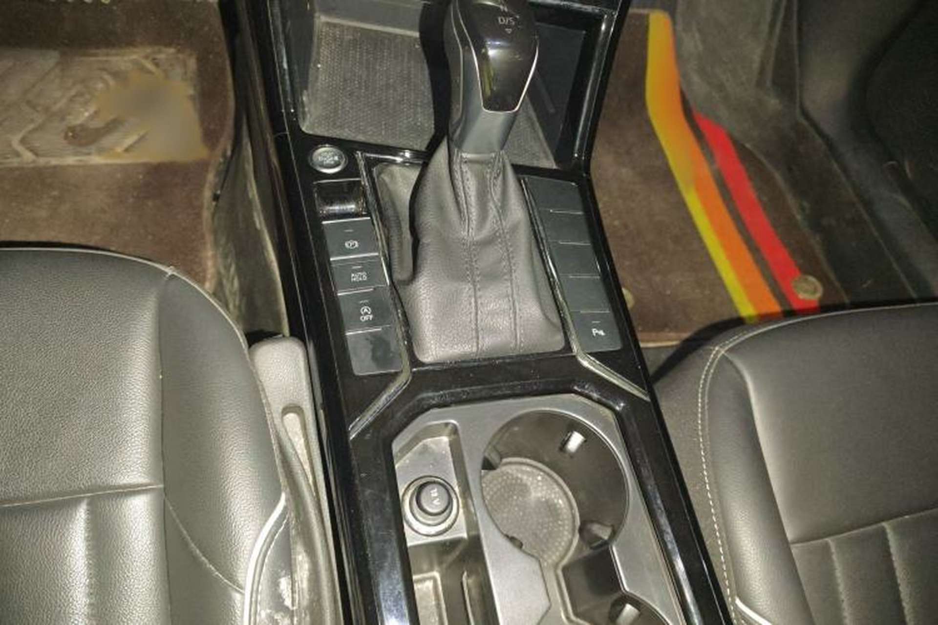 Used Volkswagen Passat 2022 330TSI Elite Edition Gear Lever